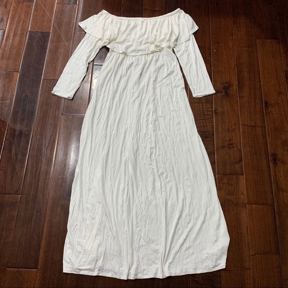 PinkBlush long sleeve off the shoulder maxi dress - Picture 4 of 5